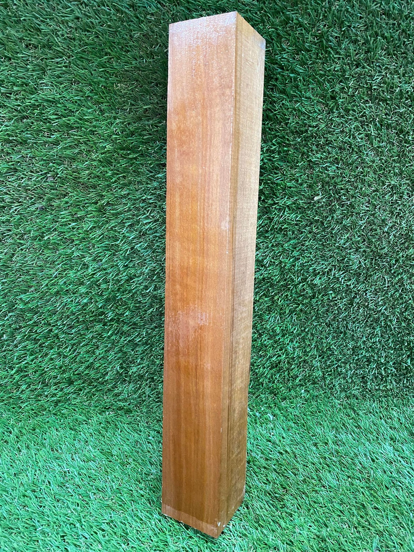 Myrtle Spindle 400 x 55 x 55mm