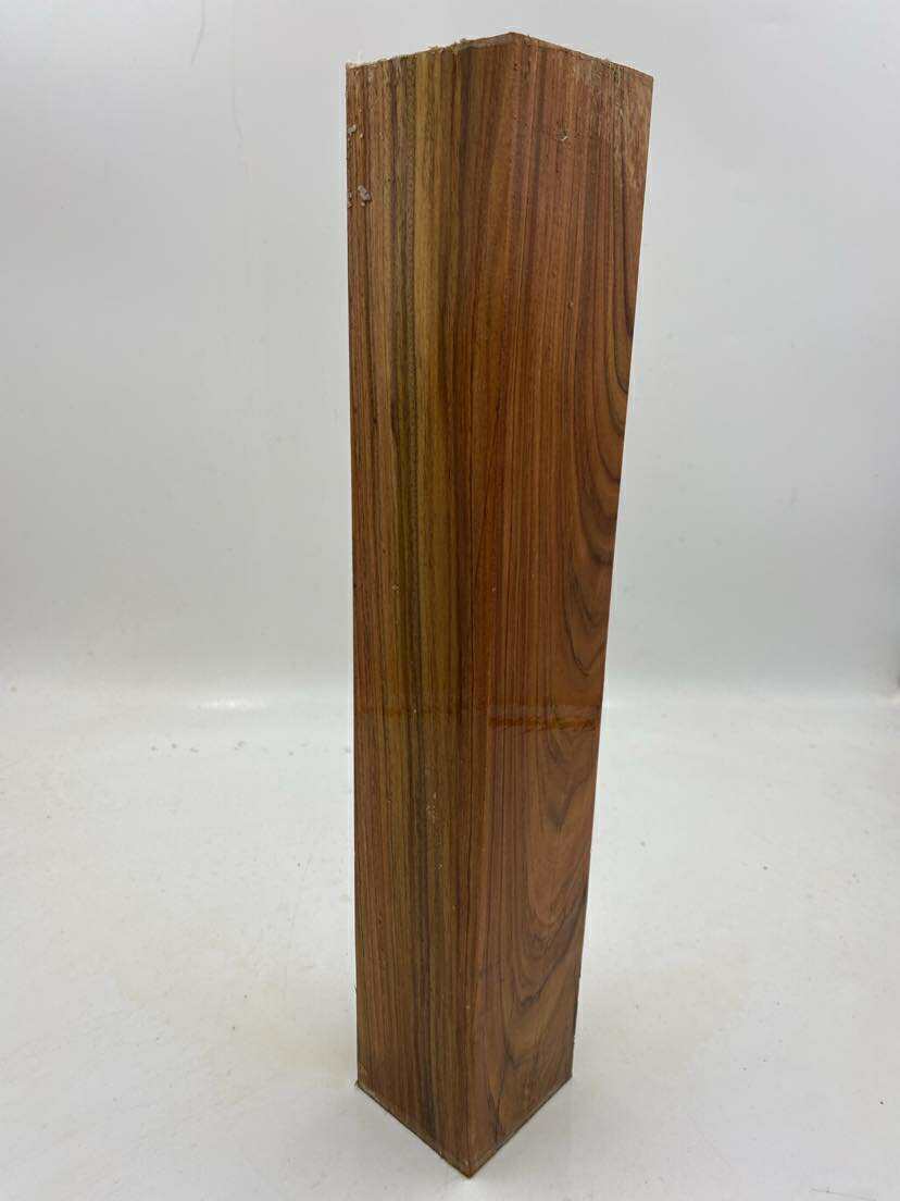 Bolivian Rosewood Spindle 400 x 70 x 70mm