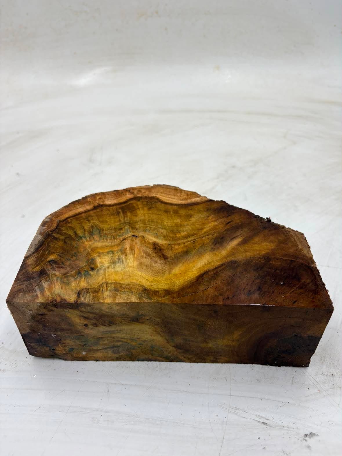 Musk Burl 190 x 120 x 65mm