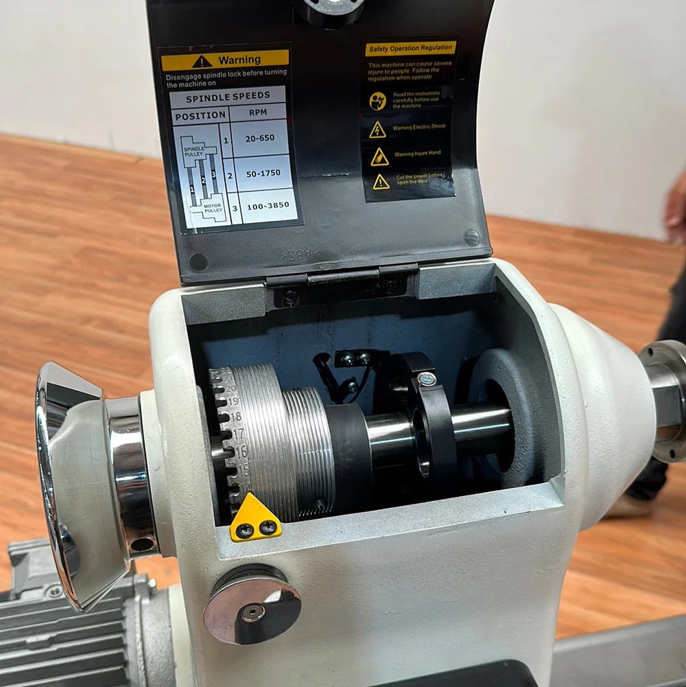 Woodfast 762mm (30") Swing x 1060mm (40") Between Centres Super Heavy Duty Wood Lathe 3HP