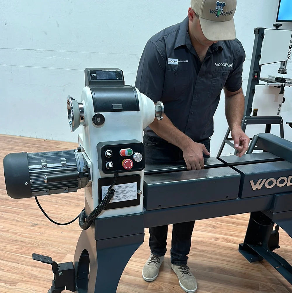 Woodfast 762mm (30") Swing x 1060mm (40") Between Centres Super Heavy Duty Wood Lathe 3HP