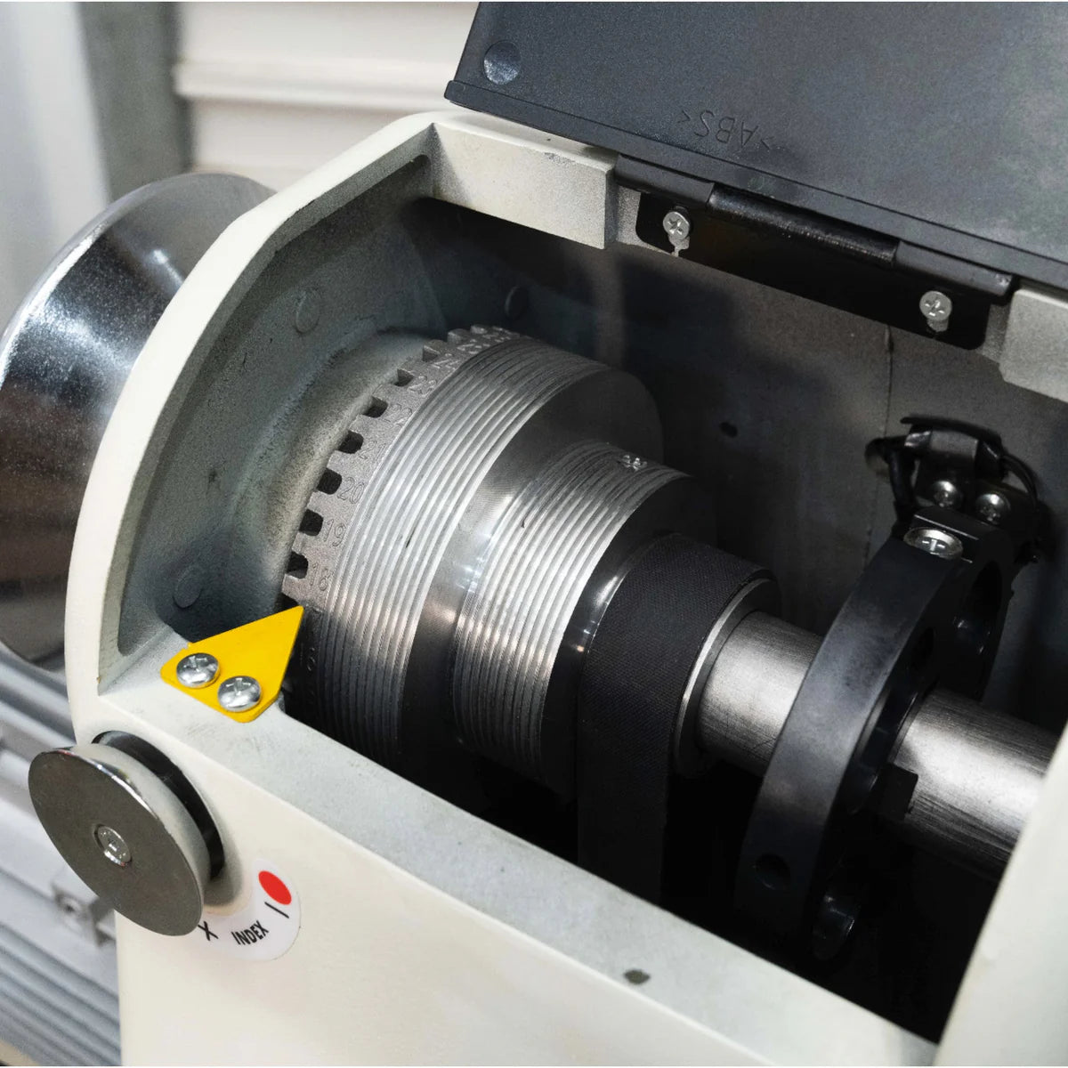 Woodfast 762mm (30") Swing x 1060mm (40") Between Centres Super Heavy Duty Wood Lathe 3HP